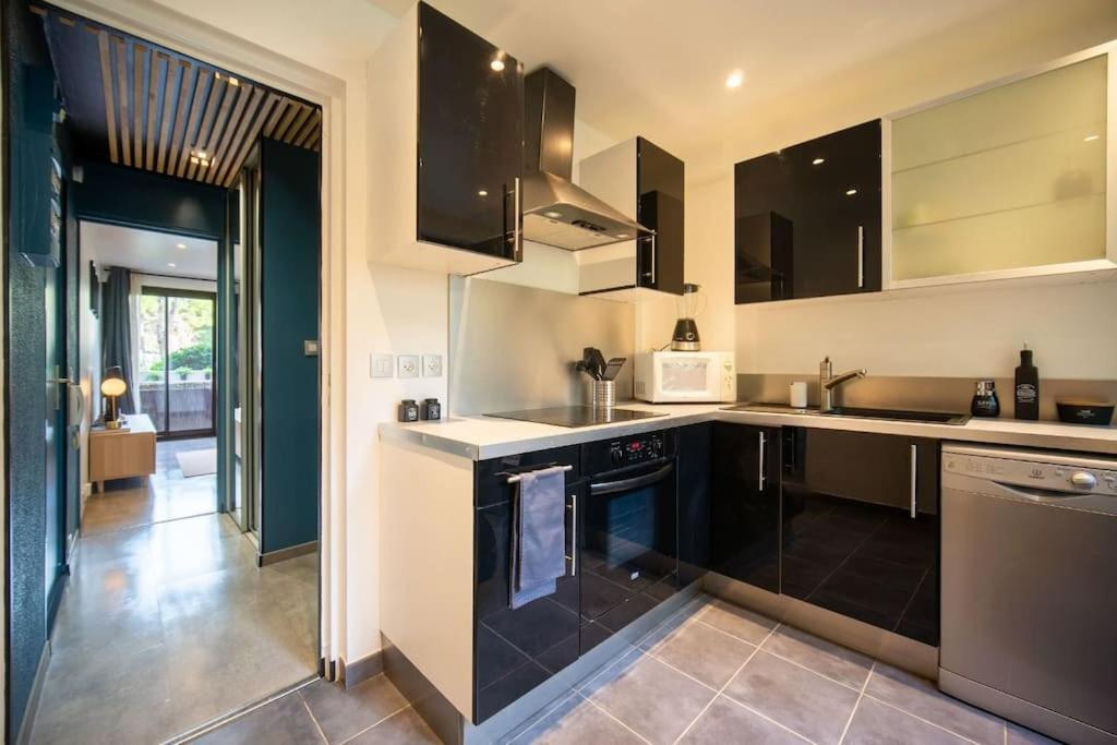 Air-Conditioned Apartment With Private Parking Marseille Extérieur photo